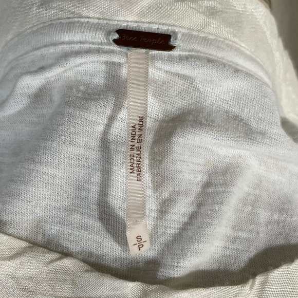 Free People Cream Off White Oversized Short Sleeve Embroidered Floral Size S - Picture 4 of 7